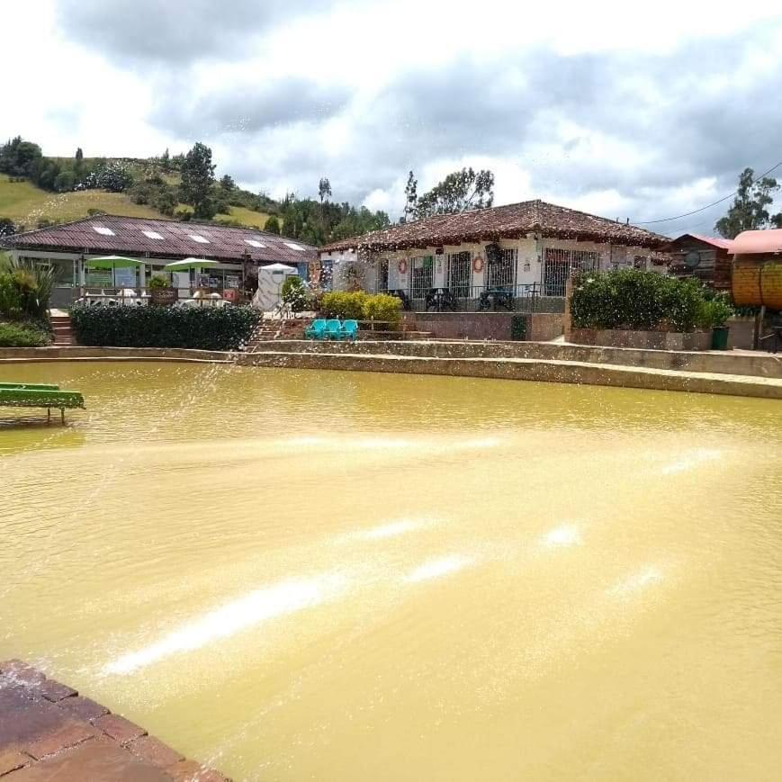 Eco-Cabana Piemonte グアスカ エクステリア 写真